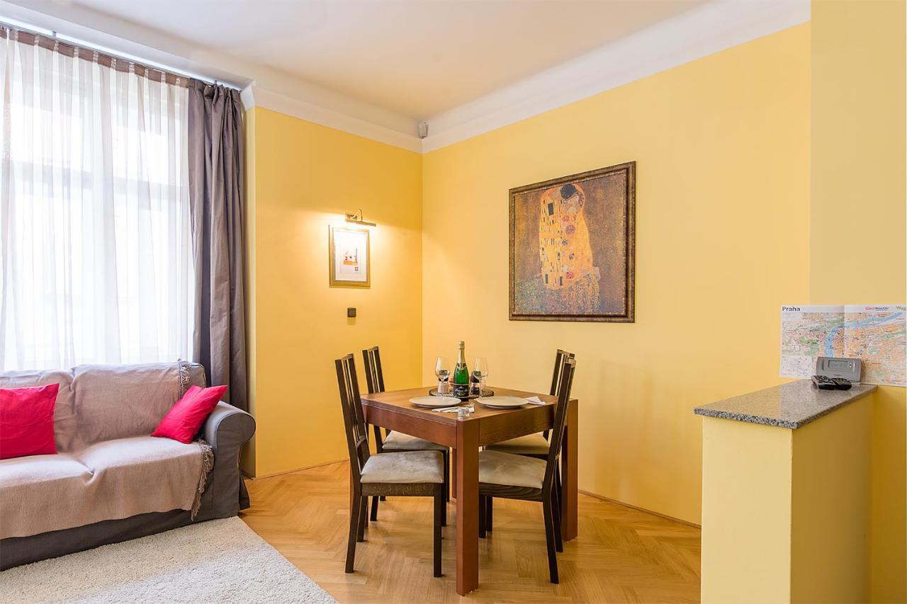 Apartament In Heart Of - 2br 2ba Elegant Downtown *